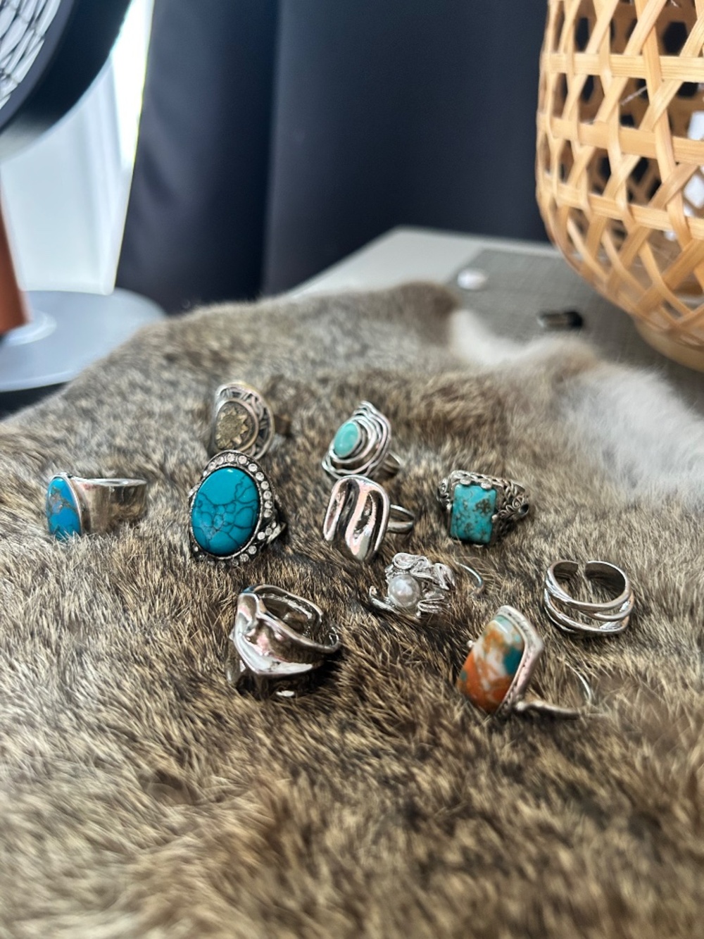 Assorted 10 Rings including Turquoise. - Picture 5 of 6